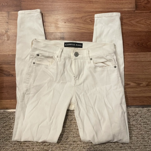 Express white stretchy skinny jeans